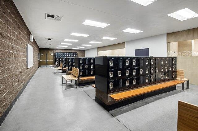 SLO Lockers1