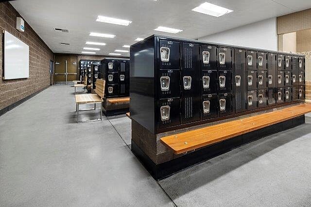 SLO Lockers2