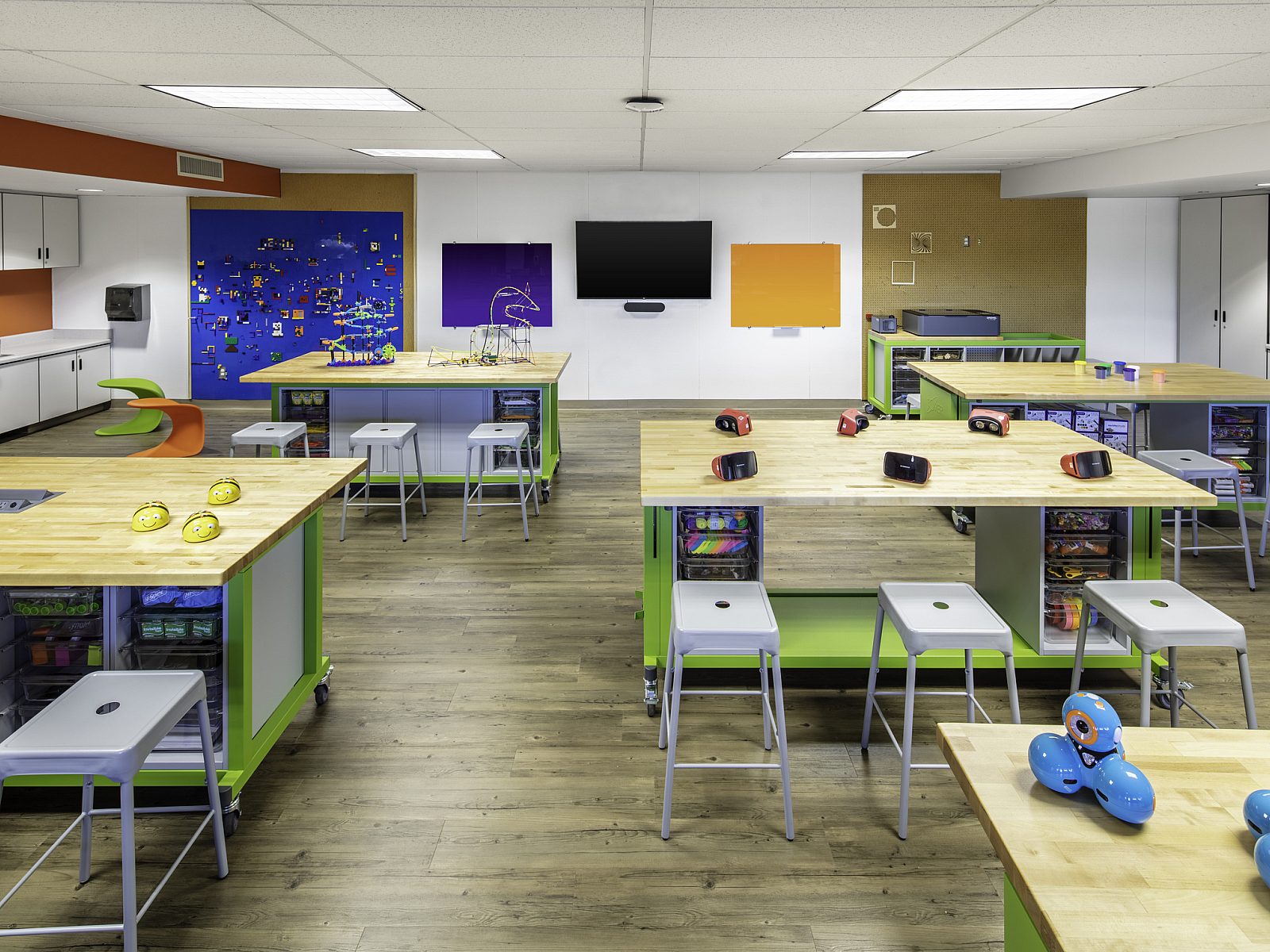 Sierra School Equipment Company